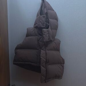 size 8 lululemon cropped vest